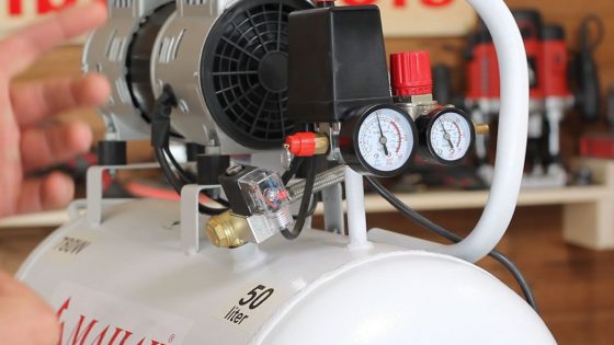 فیلم کمپرسور 50 لیتری بیصدا بدون روغن محک مجهز به شیر برقی HSU750-50L